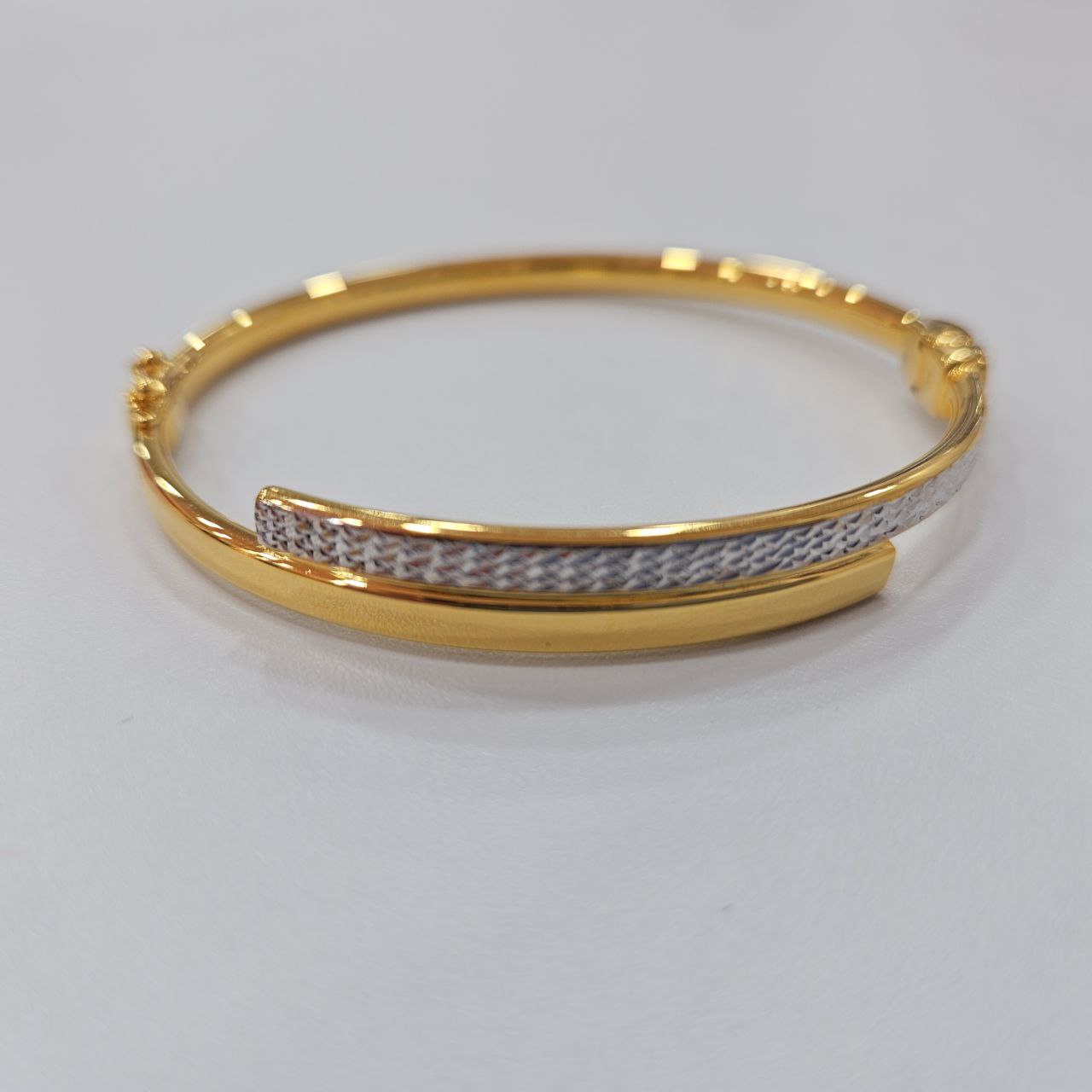 22k / 916 Gold Sparkling Dual Row Bangle Dual Tone