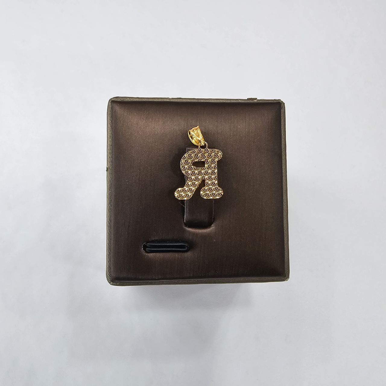 22k / 916 Gold Crush Alphabets Pendants