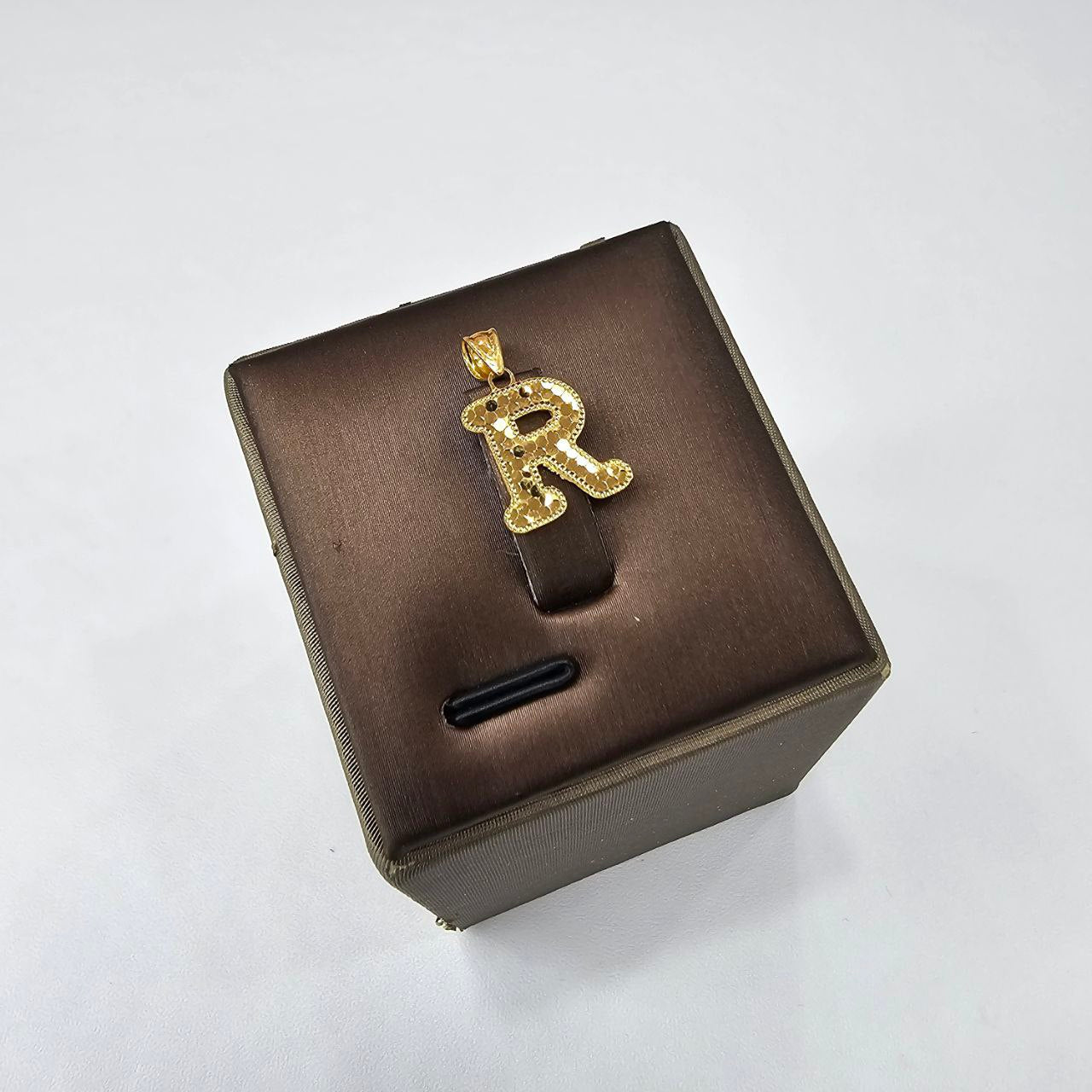 22k / 916 Gold Crush Alphabets Pendants
