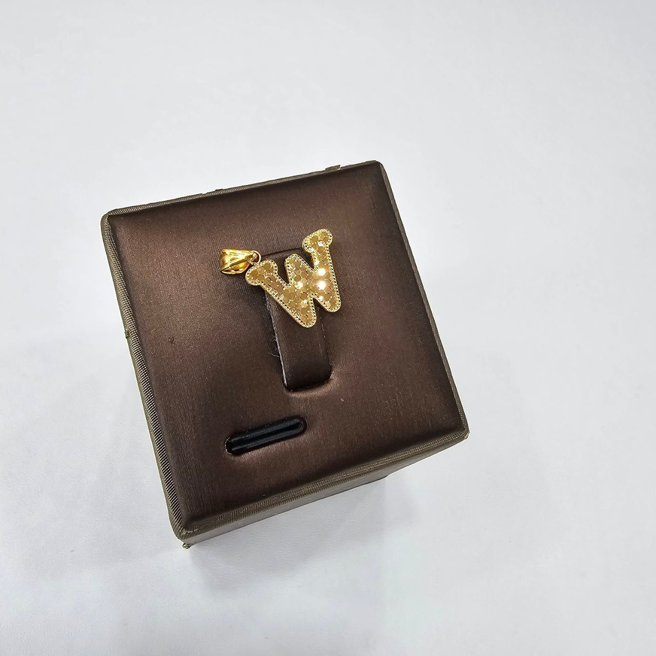 22k / 916 Gold Crush Alphabets Pendants