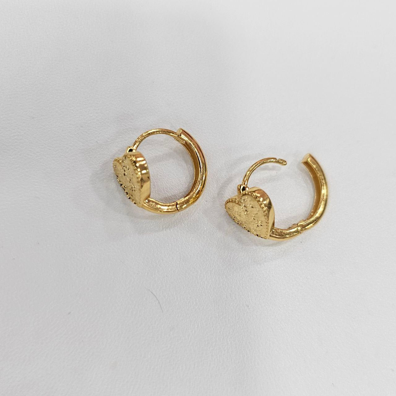 22K / 916 Small Loop Design Earring Cute and Elegant