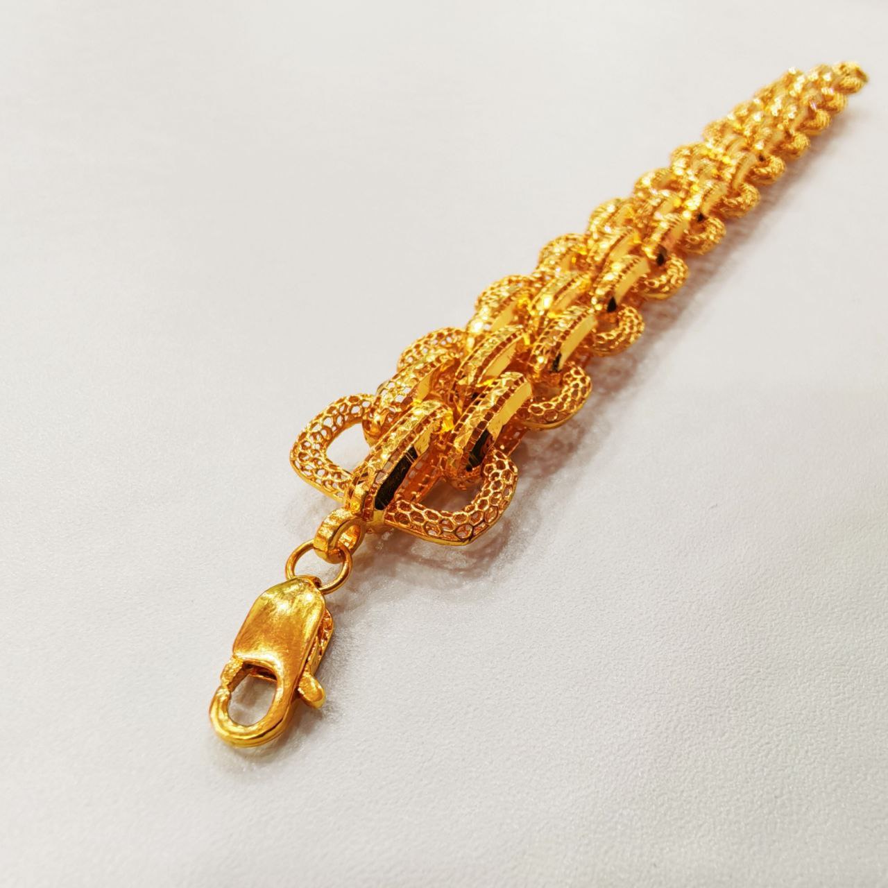 916 Gold Double Link Bracelet – Very Beautiful