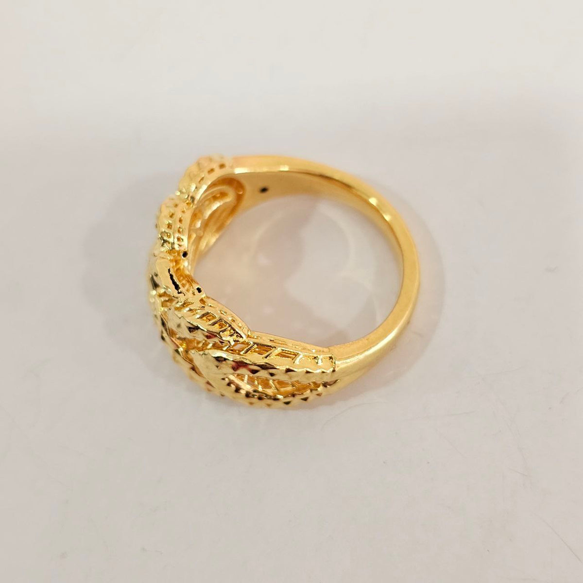 916 Gold Hollow Adira Ring V3