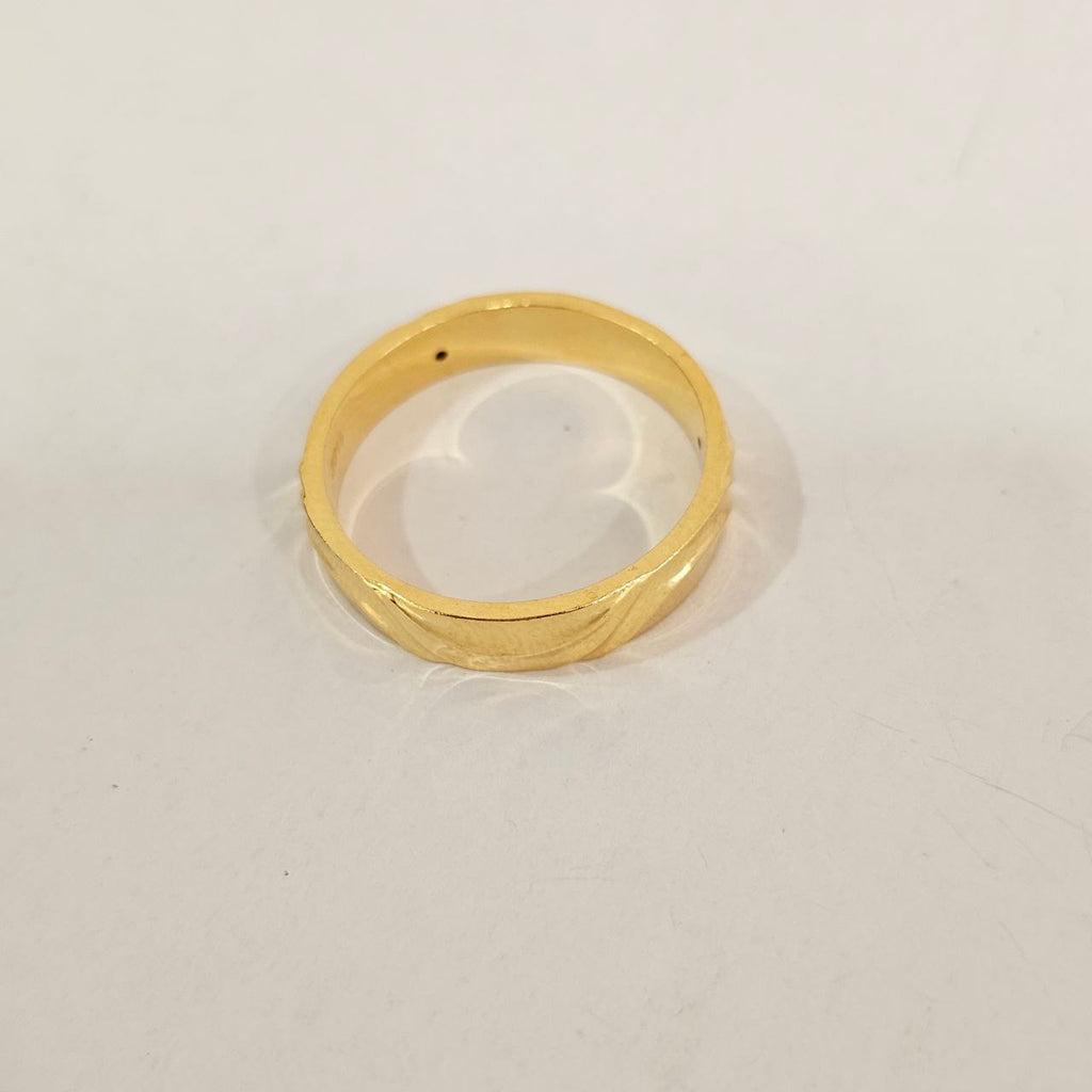 916 Gold Hollow Waze Ring V3