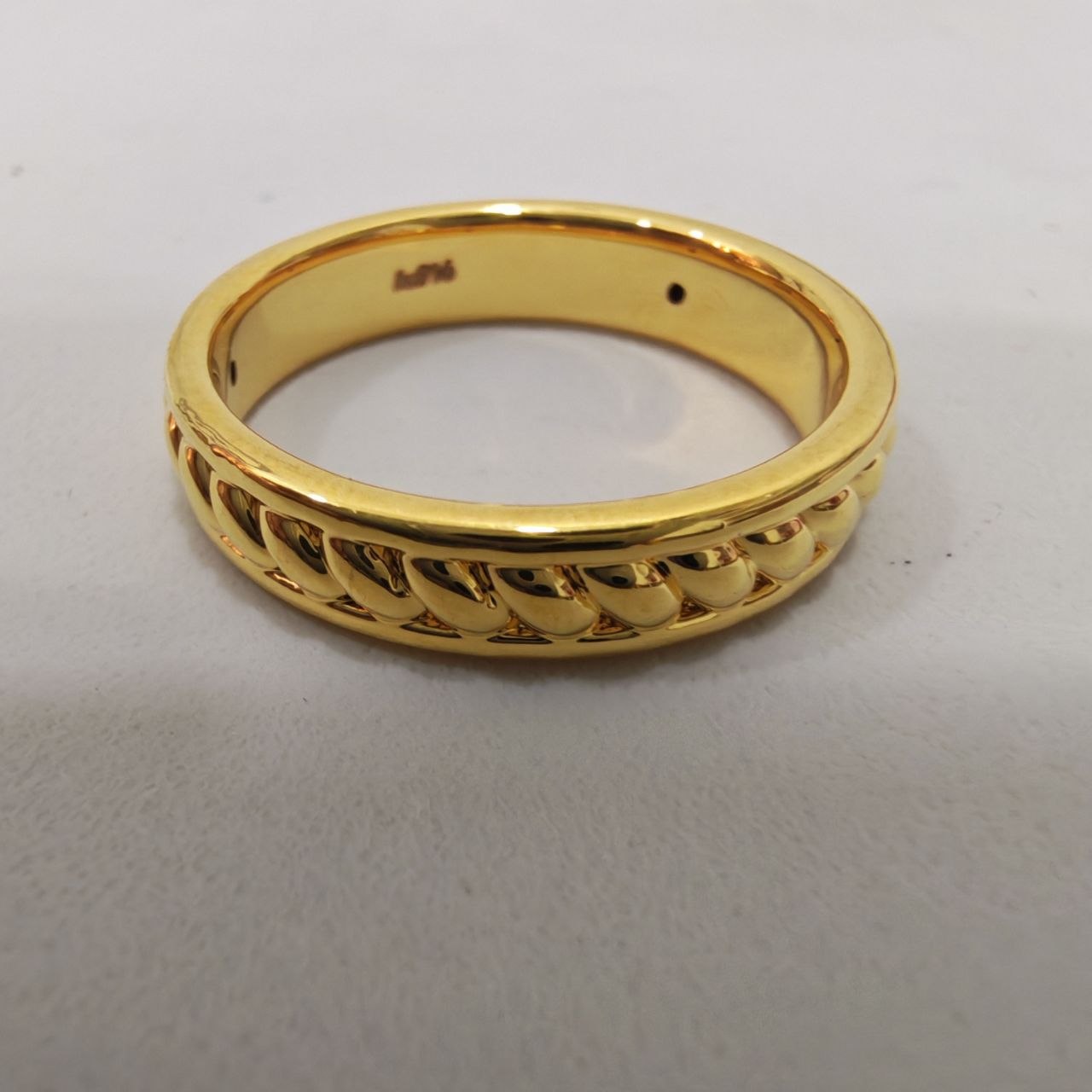 916 Gold Curb Link Ring Feather Light