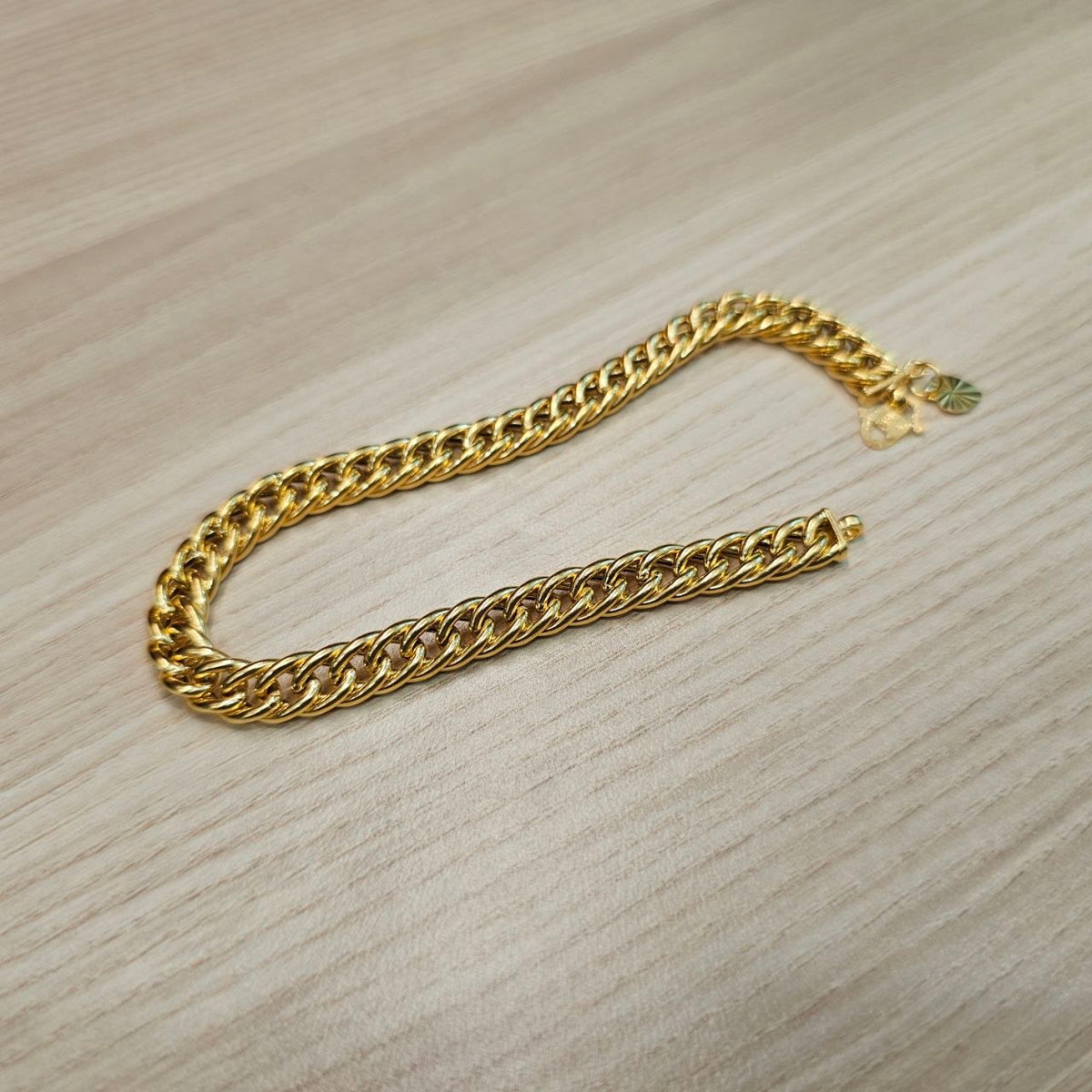 916 Gold Flat Spike Bracelet Unisex Design