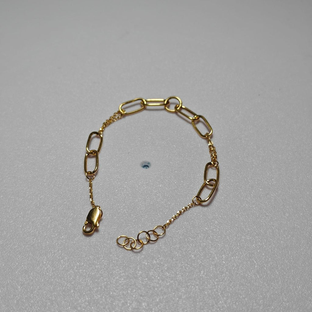 916 Gold WanZi Loop Bracelet | Adjustable 22K Gold Design