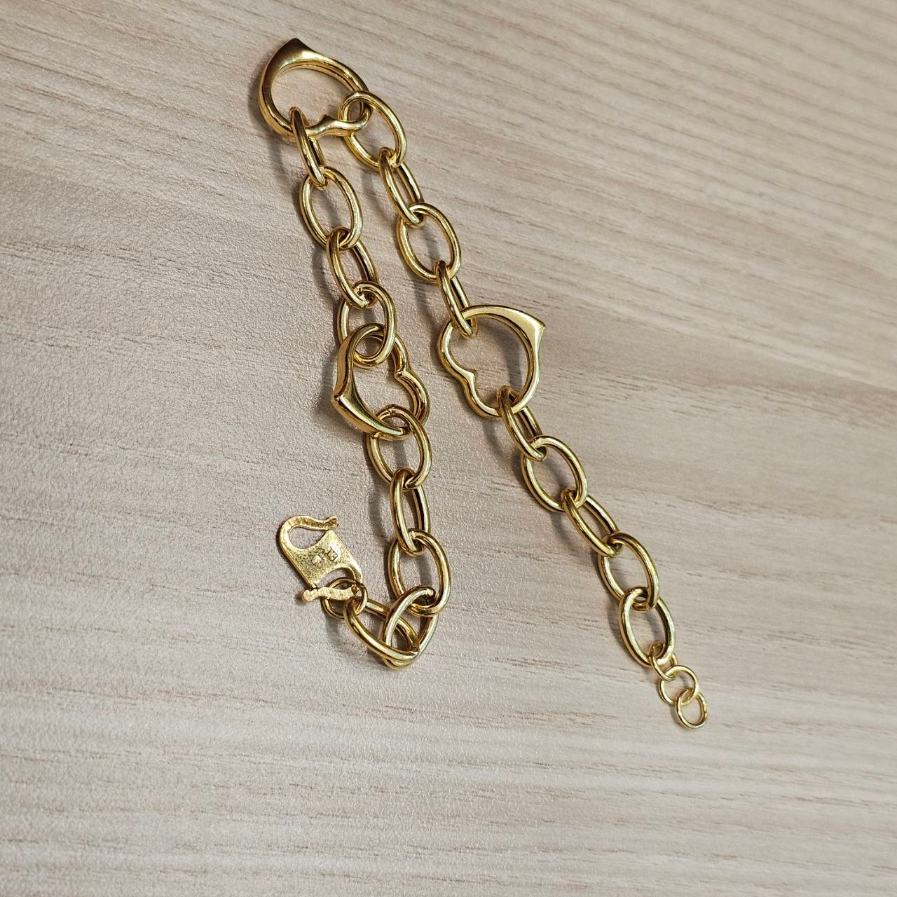 916 Gold Fancy Link Dangling Heart Bracelet V5 Bold and Elegant
