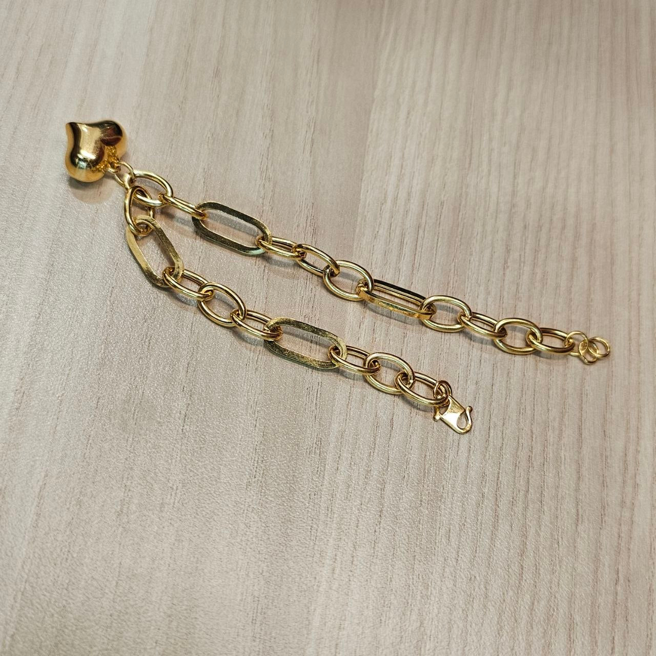 916 Gold Fancy Link Dangling Heart Bracelet V3 Bold and Elegant, Weight 6.03g L19-19.5 cm Width 0.5