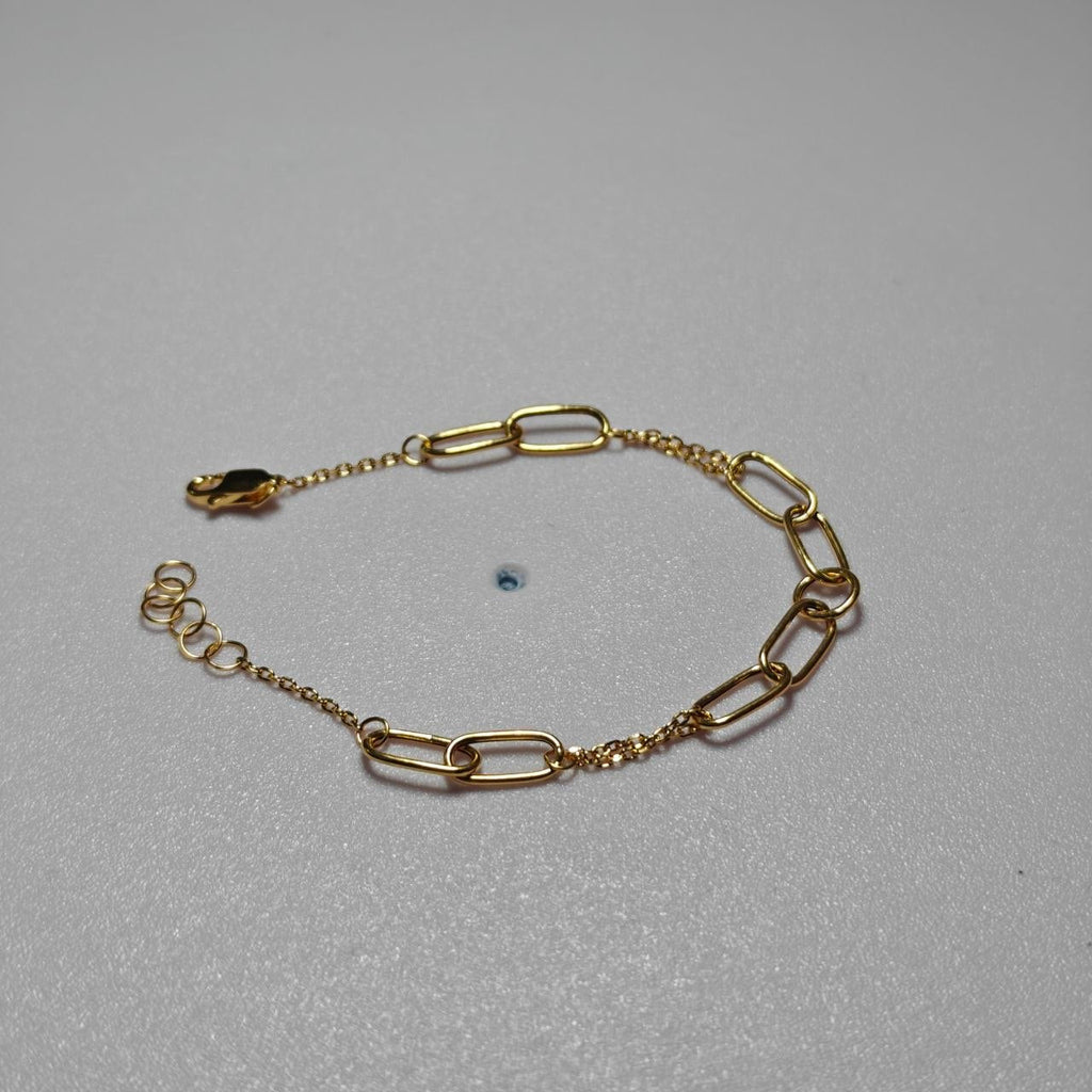 916 Gold WanZi Loop Bracelet | Adjustable 22K Gold Design