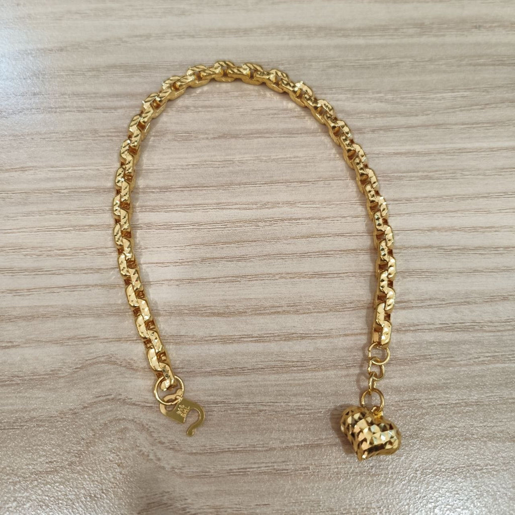 916 Gold Hollow Wanzi Heart Link Bracelet | 22K Gold Heart Design