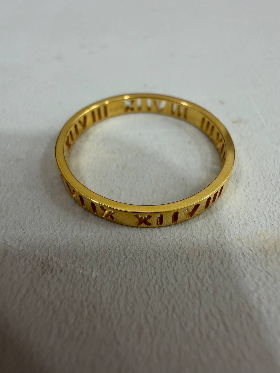 916 Gold Mini Roman Numeral Ladies Ring