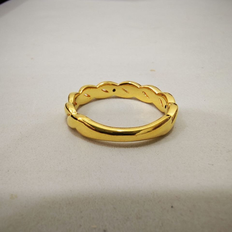916 Gold Half Twisted Ring New Design Feather Light Rings