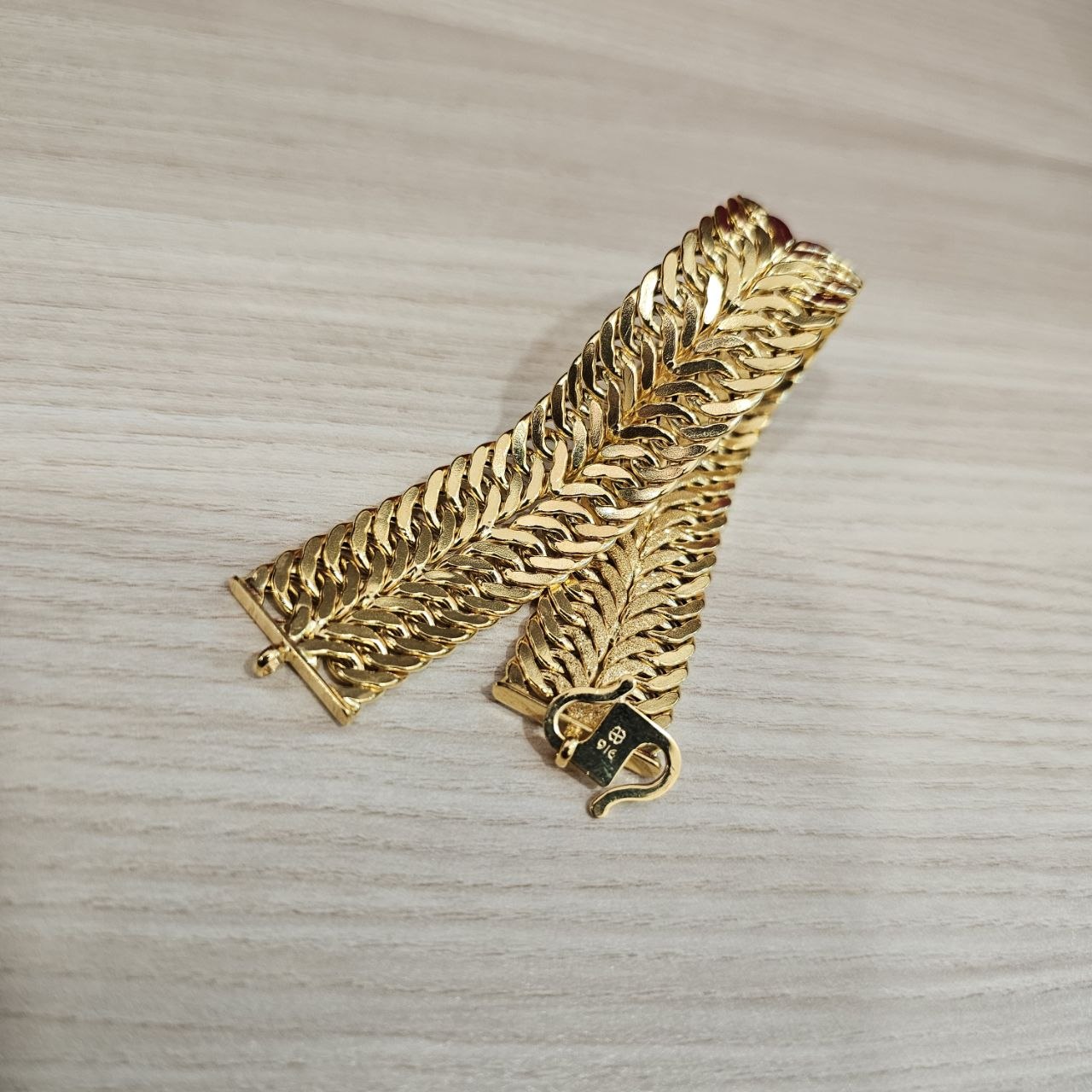 916 Gold Bracelet Duo Lipan Design