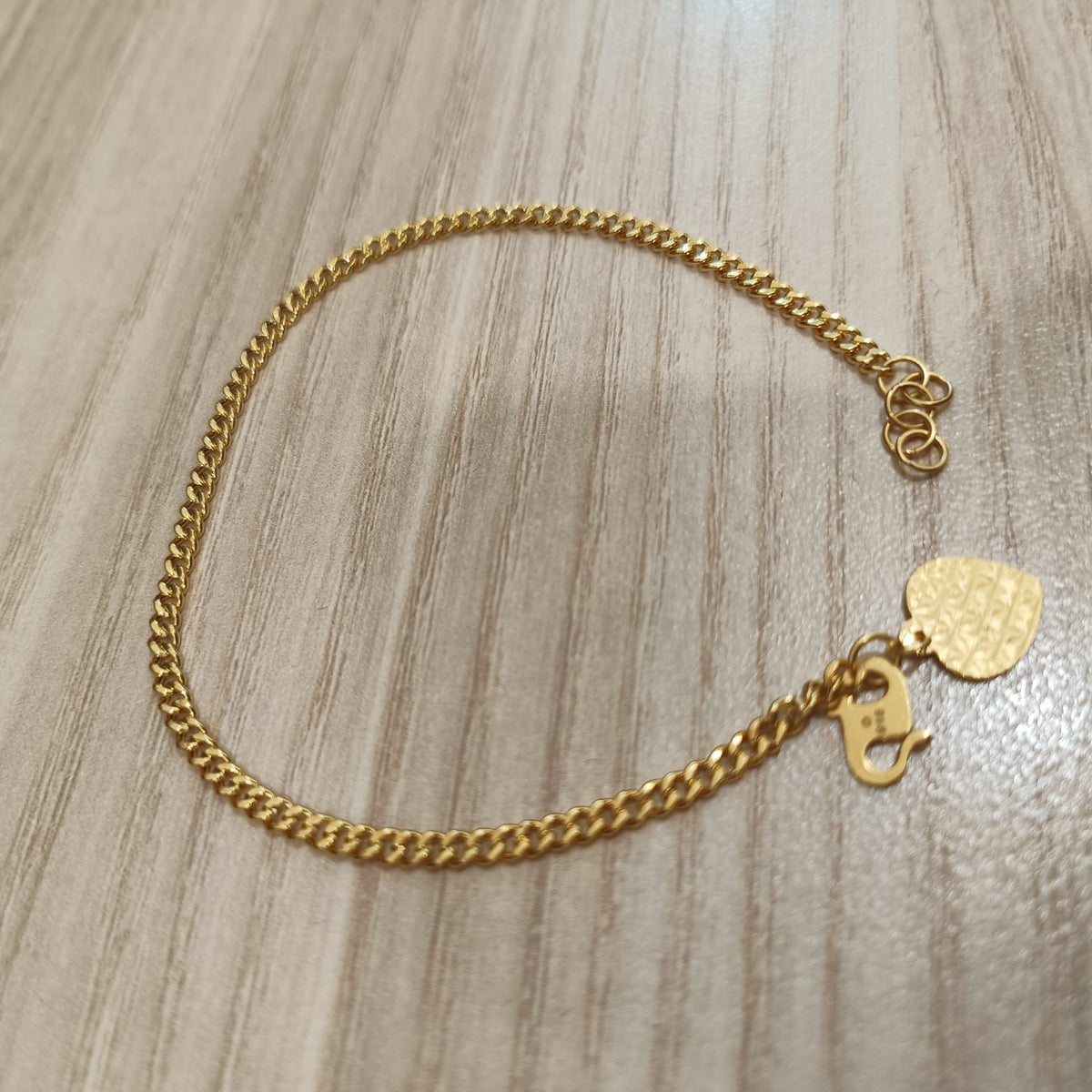 916 Gold Fishbone Heart Bracelet | Adjustable 22K Gold Design