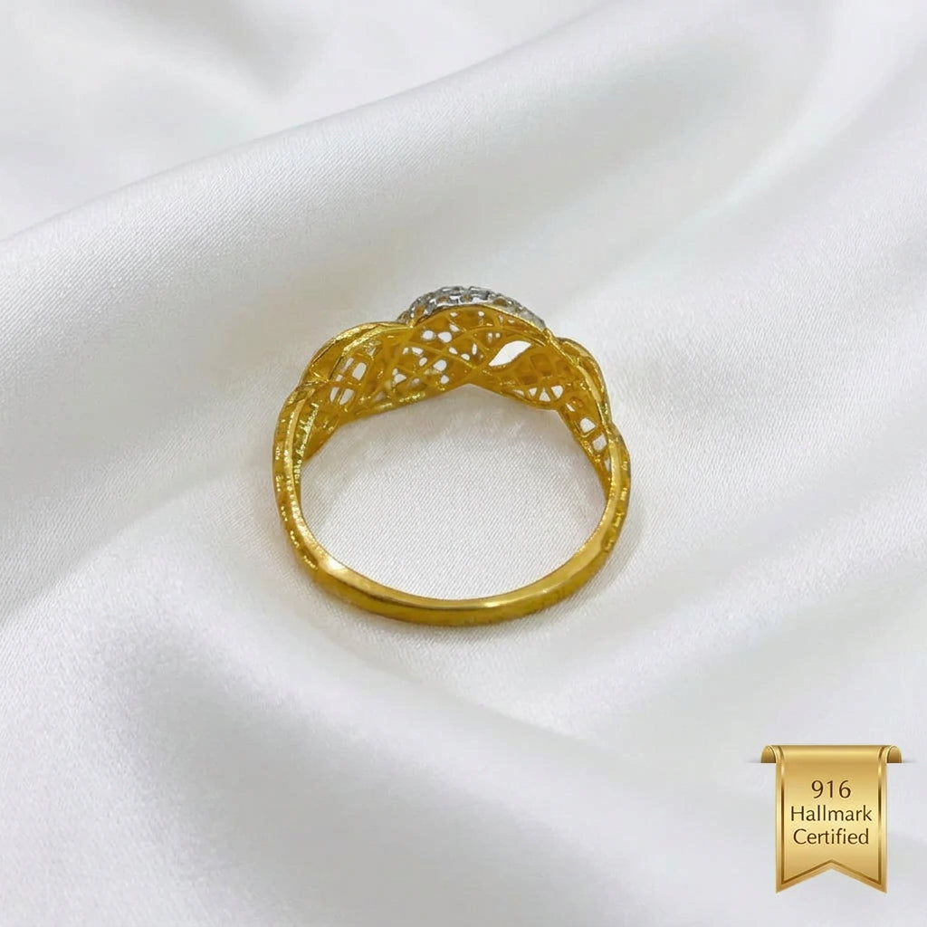 916 Gold Two-Tone Twist Ring | Elegant 22K Gold Design